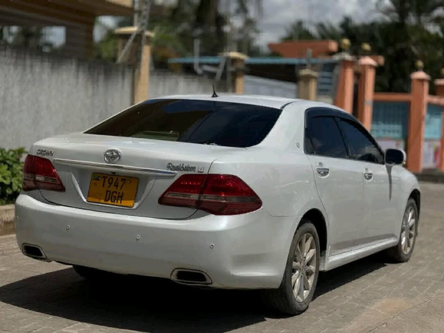 Toyota Crown Royal Saloon 2008 DGH thumbnail 6