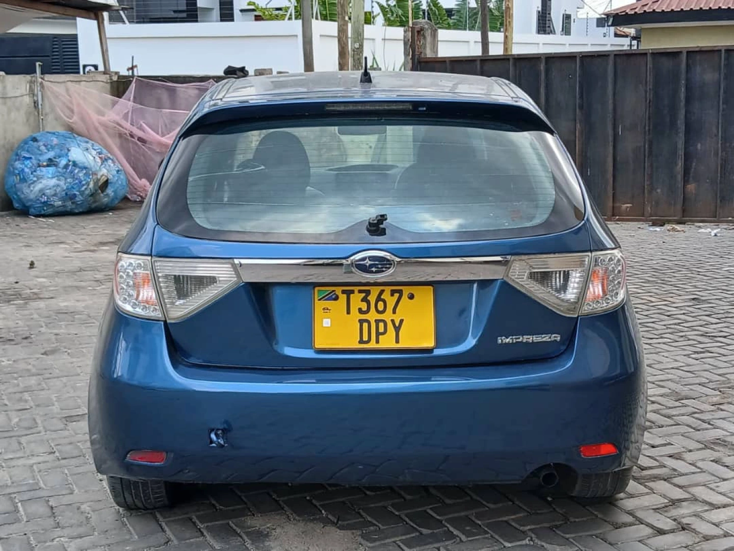 Blue Subaru Impreza Hatchback DPY thumbnail 4