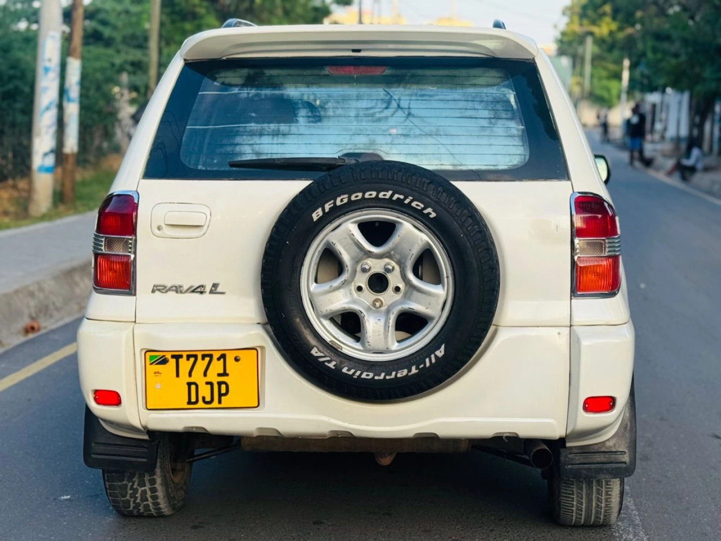 Toyota RAV4 SUV 1790cc Full AC thumbnail 3
