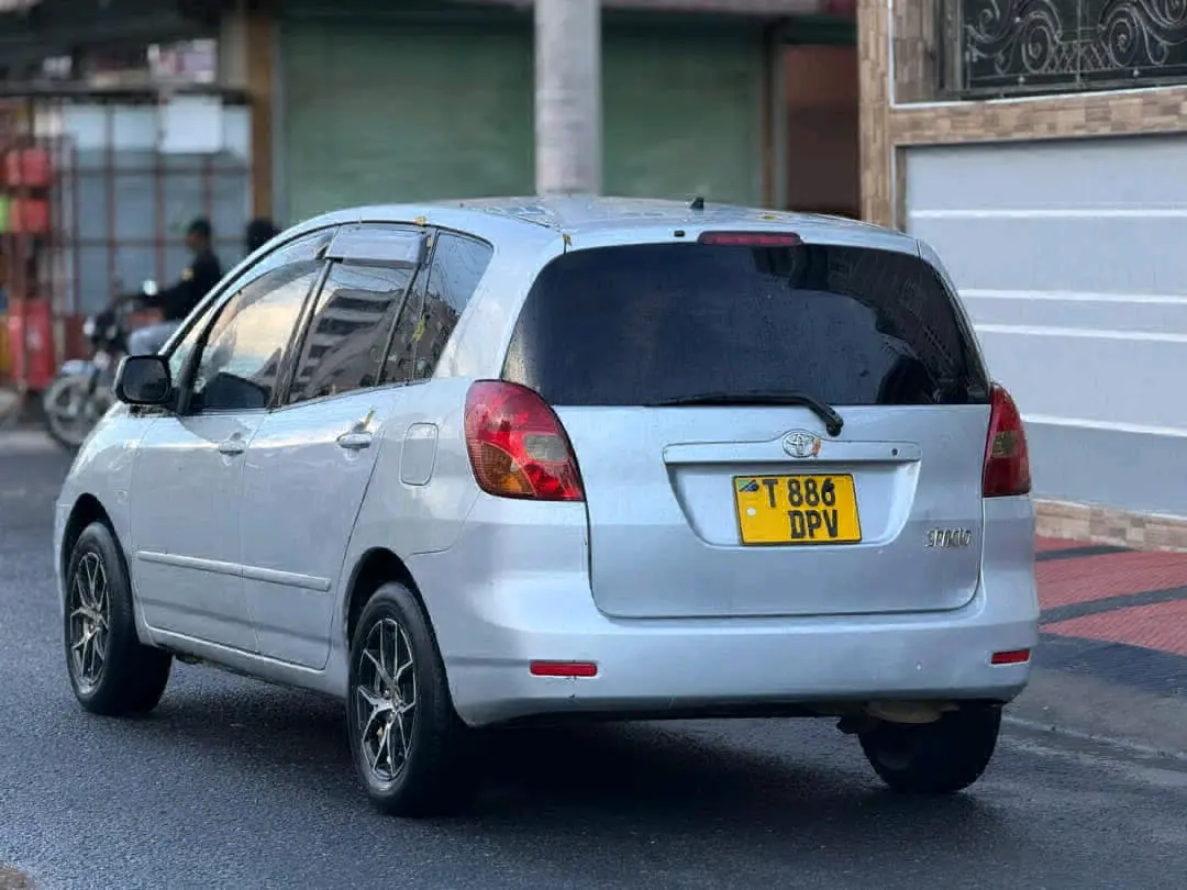 Toyota Spacio 2003 Silver Full AC thumbnail 3