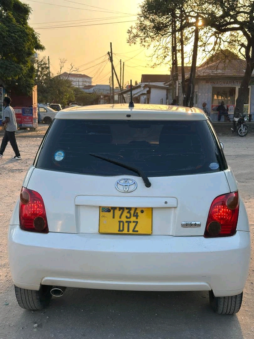 Used Toyota IST 1490cc (T734 DTZ) Full AC thumbnail 5