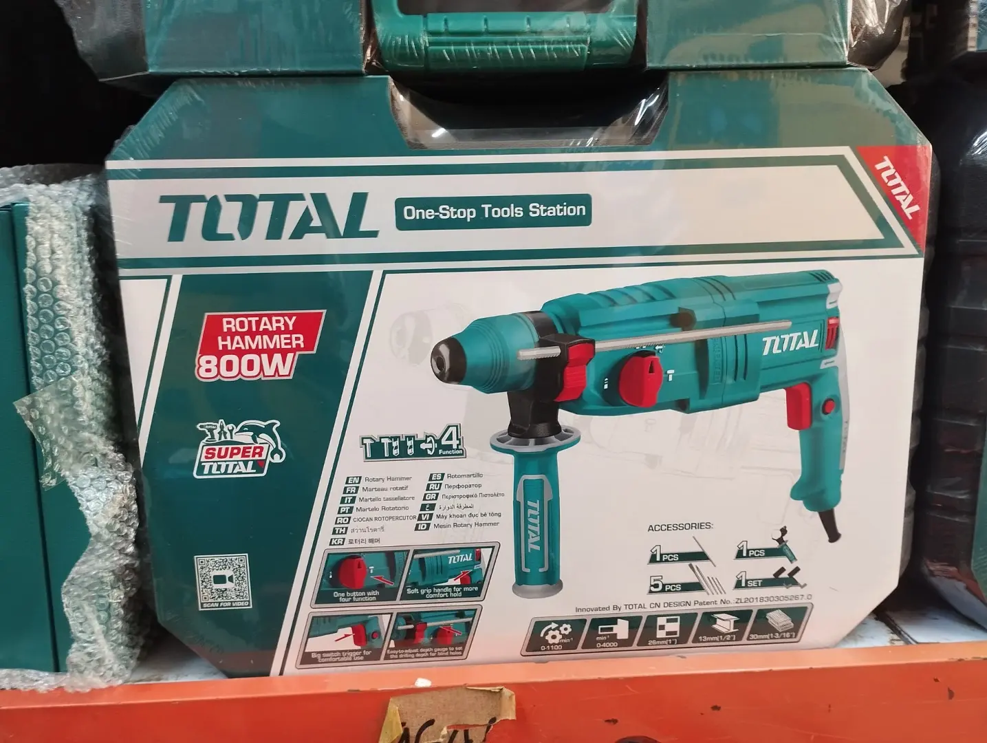 Total 800W Rotary Hammer Drill