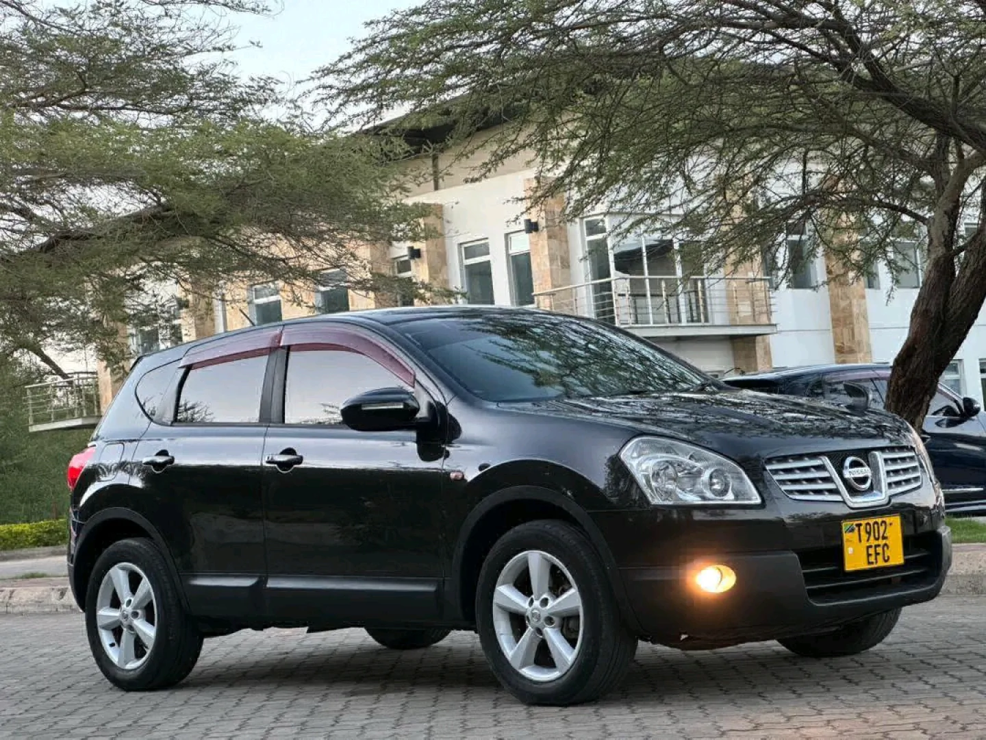 Black Nissan Dualis (Qashqai) 2009 EFC for Sale thumbnail 6