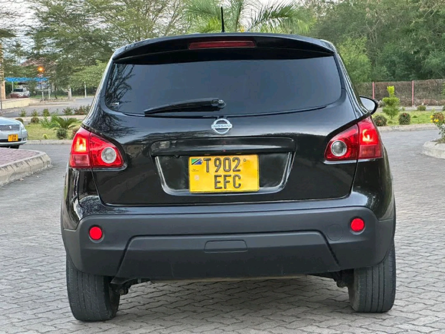 Black Nissan Dualis (Qashqai) 2009 EFC for Sale thumbnail 9