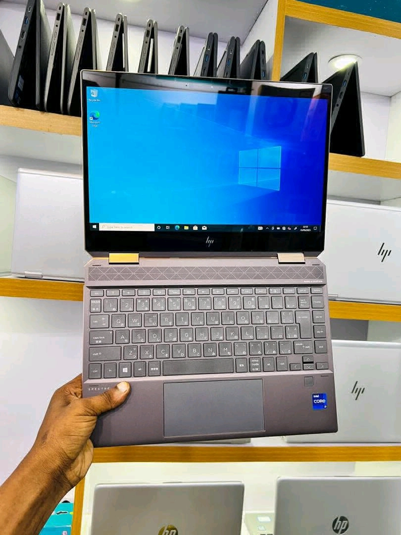 HP Spectre x360 13 Core i7 8th Gen Laptop 16GB/512GB SSD