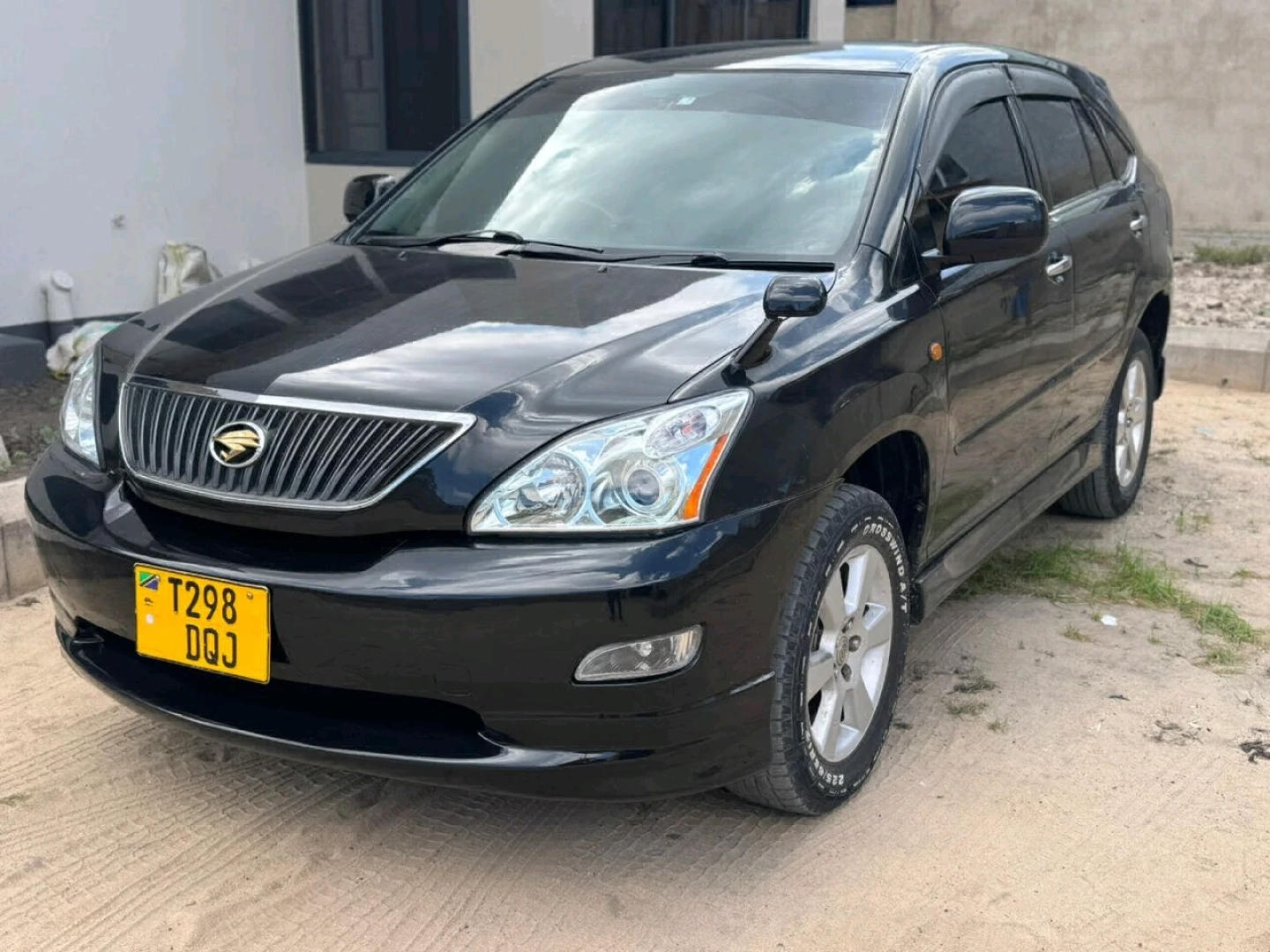 Toyota Harrier 2005 Low Mileage (DQJ) thumbnail 3