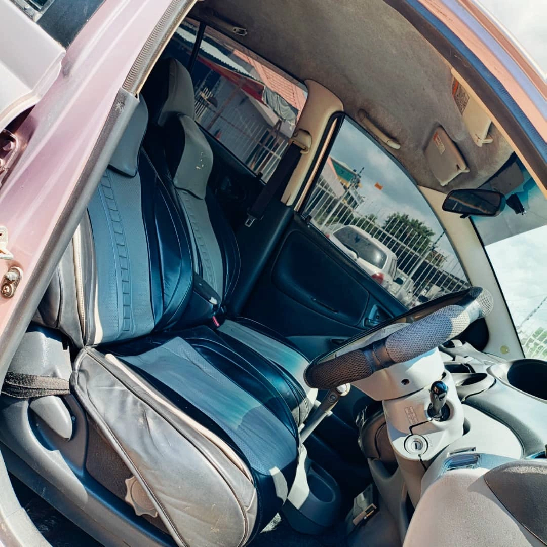 Toyota Vitz Old CVA (Light Pink/Purple) thumbnail 3
