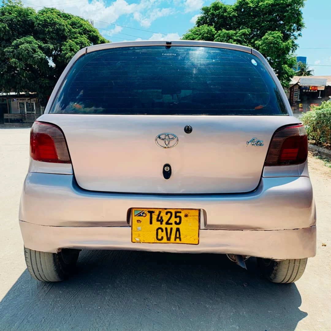 Toyota Vitz Old CVA (Light Pink/Purple) thumbnail 4