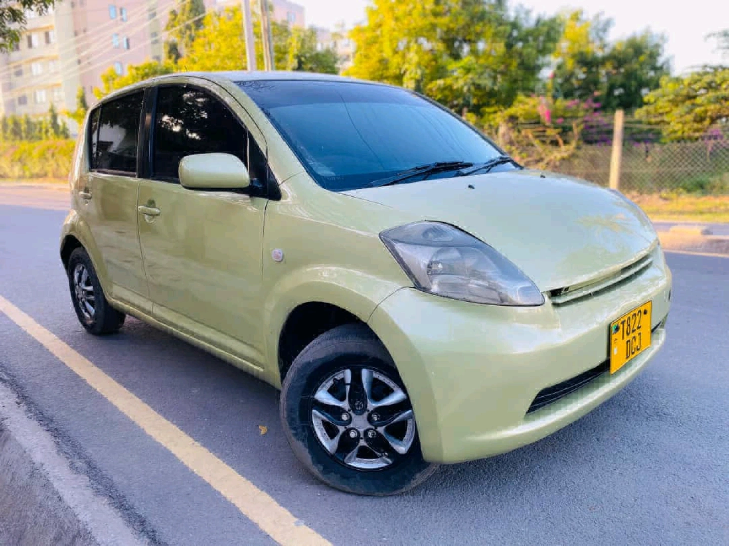 Toyota Passo Sedan for Sale - 2005 Model thumbnail 2