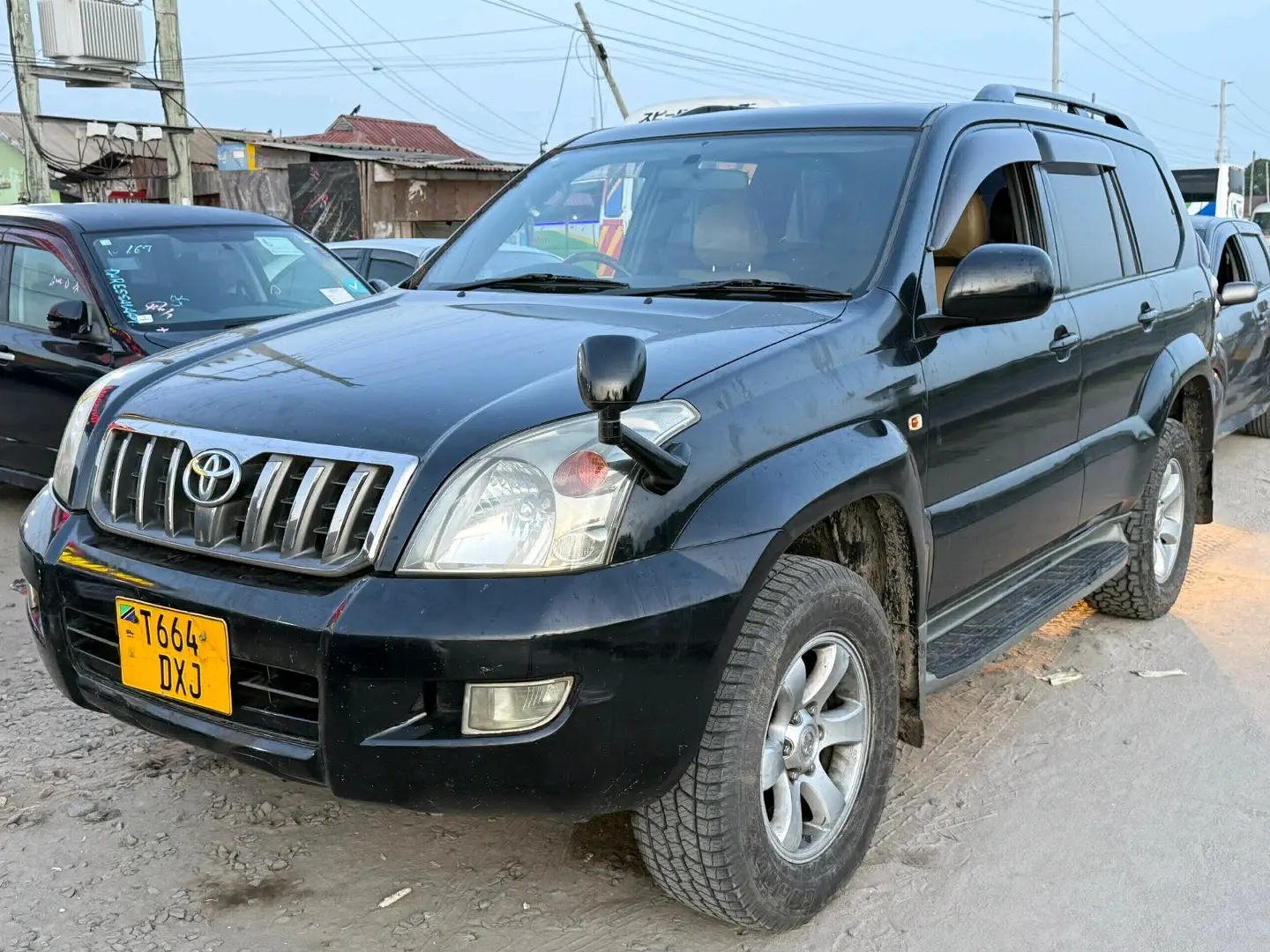 Toyota Land Cruiser Prado 120 (2005) - Black thumbnail 2