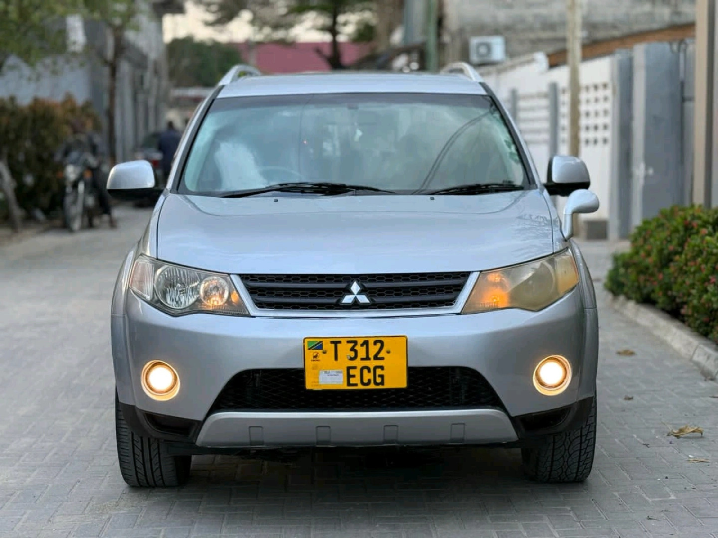 Mitsubishi Outlander SUV 2006, 7 Seater