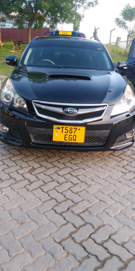 Used Black Subaru Legacy B4 Sedan 2009 thumbnail 5