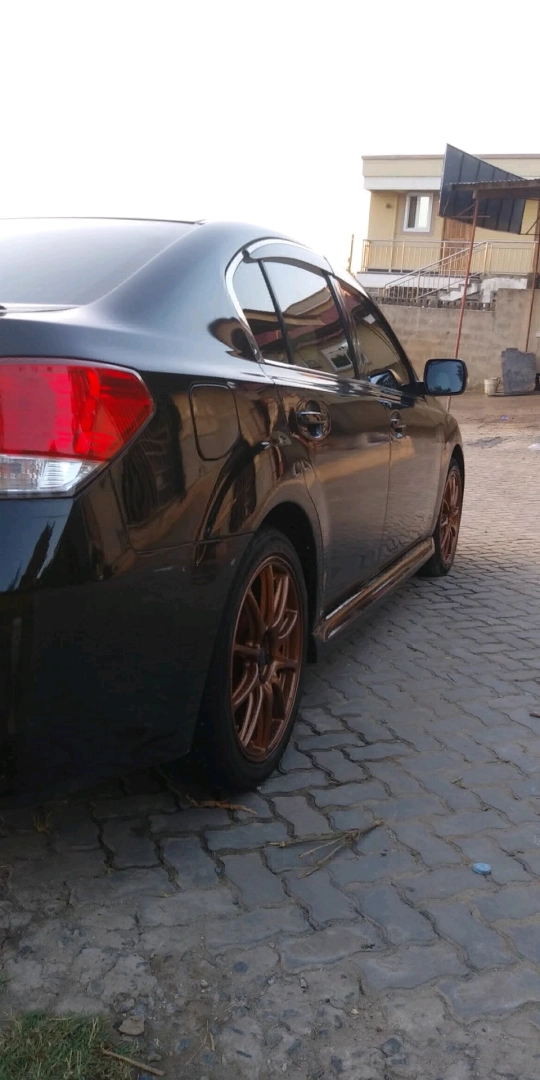 Used Black Subaru Legacy B4 Sedan 2009 thumbnail 6