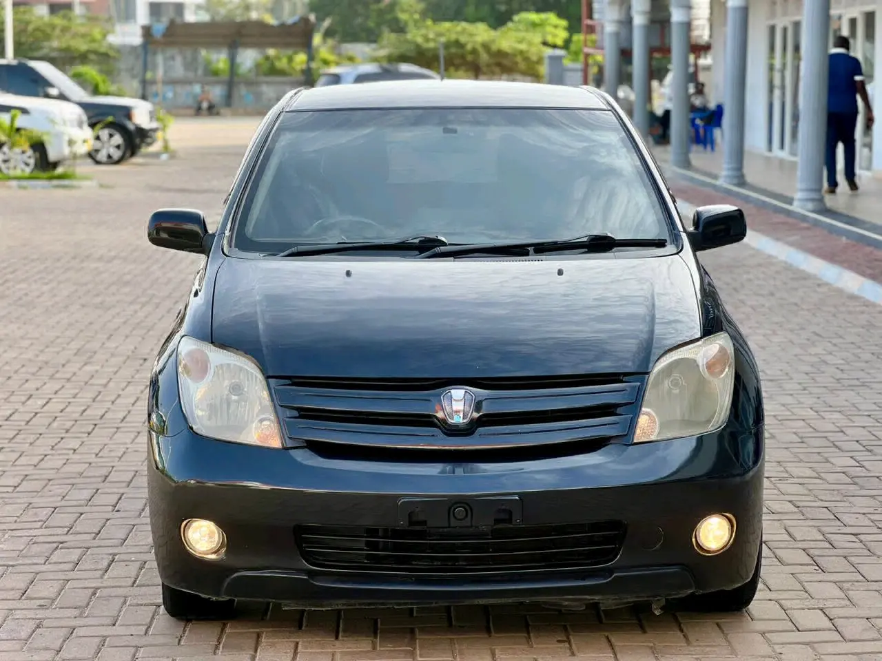 Toyota Ist 2002 (1290cc) - Sport Rims