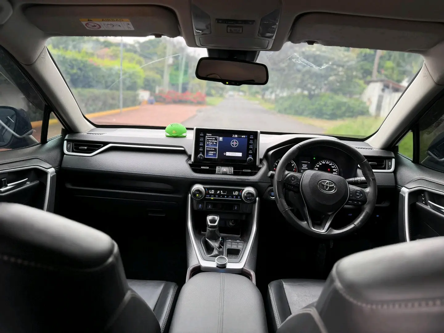 2020 Toyota RAV4 thumbnail 6