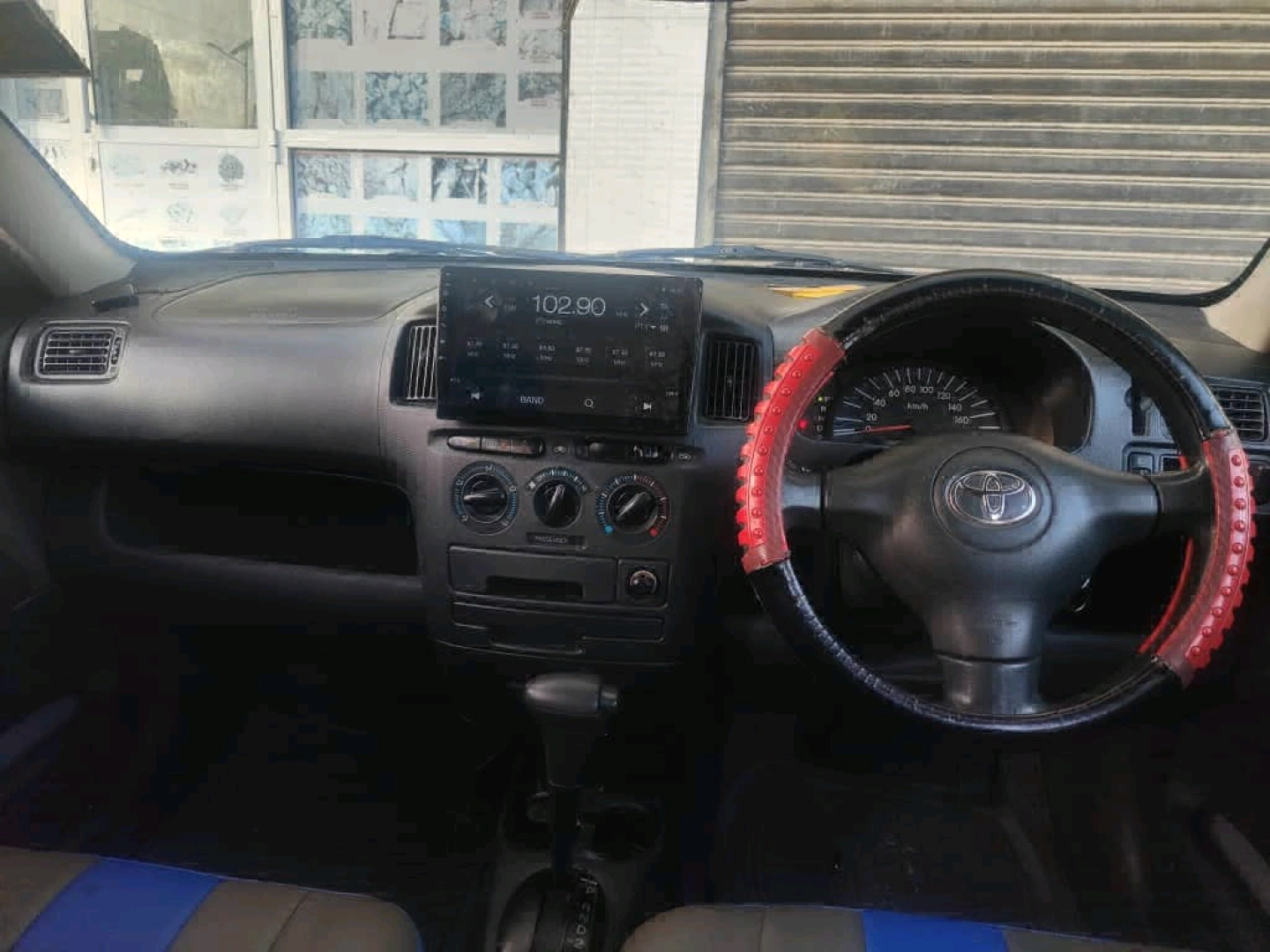 Toyota Succeed Van 2006 Silver Full AC thumbnail 9