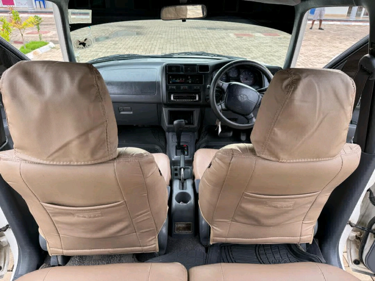 Toyota RAV4 Old Model 1998 thumbnail 5