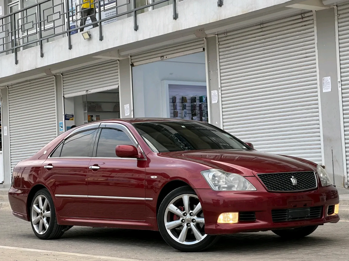 Toyota Crown Athlete 2006 Maroon Sedan