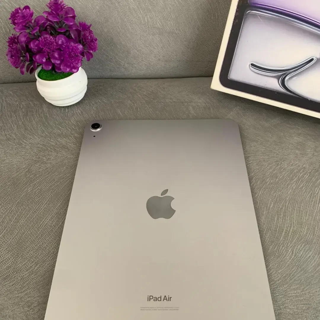 New Apple iPad Air 6th Gen (M3) for Sale thumbnail 3