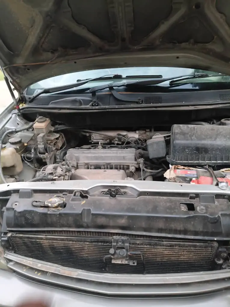 Toyota Harrier Old Model (BJU) thumbnail 4
