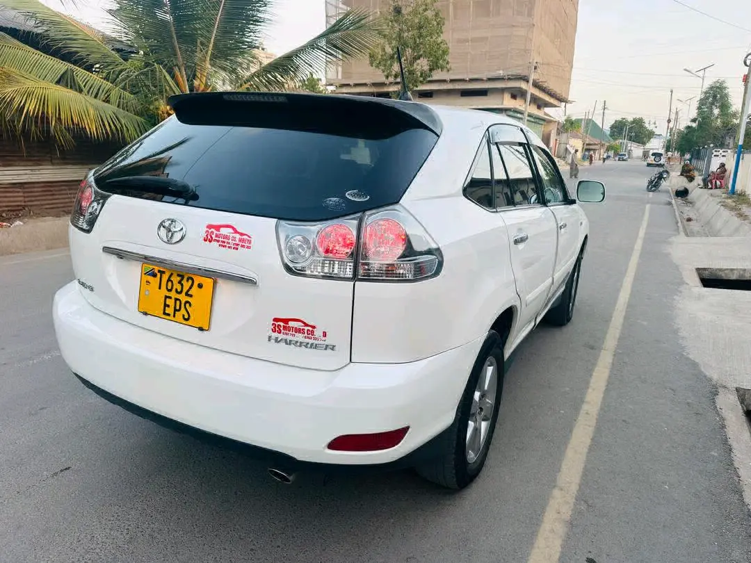 Toyota Harrier 2006, White thumbnail 6