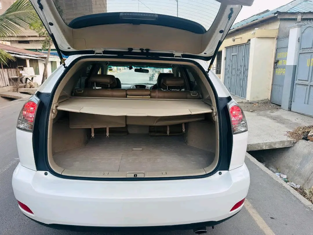 Toyota Harrier 2006, White thumbnail 7