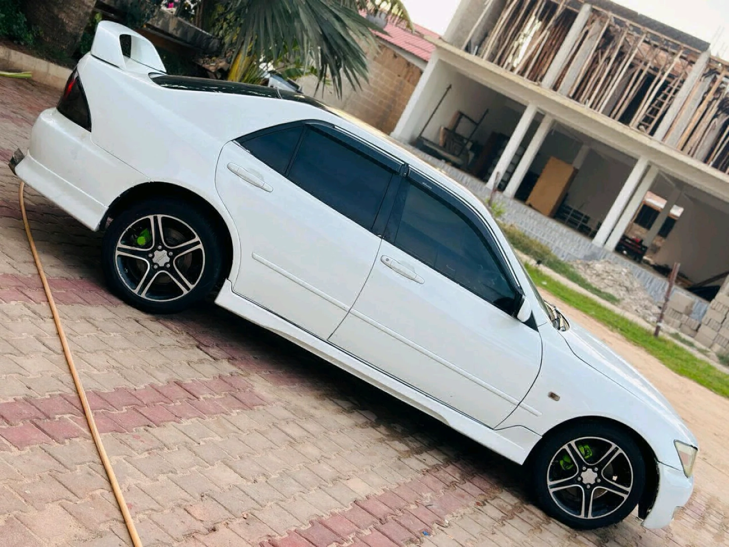 White Toyota Altezza Sedan CNC Reg for Sale thumbnail 3