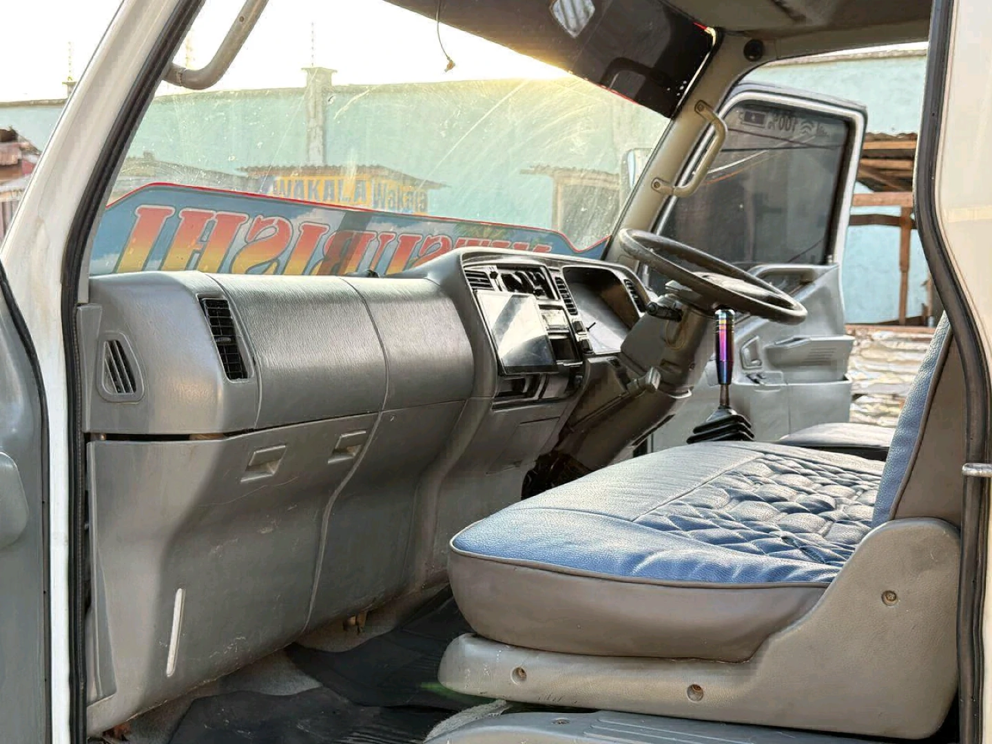 2007 Mitsubishi Canter Truck 8 Tons thumbnail 9
