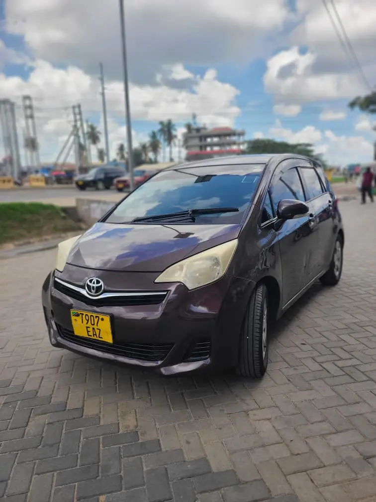 Toyota Ractis 2011 - Purple thumbnail 6