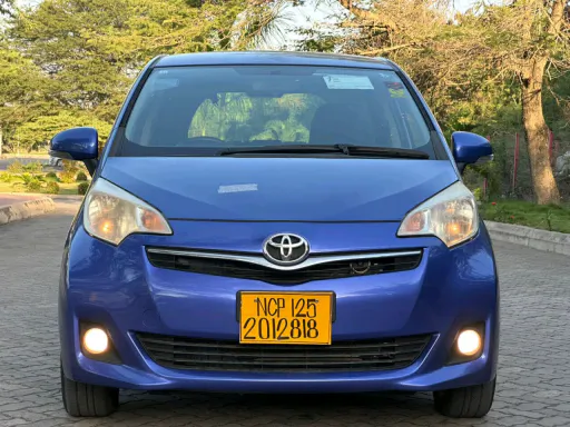 Toyota Ractis 2012