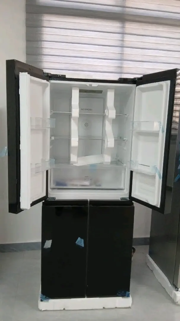 ADH Fridge ARF-175 (558L) - Black