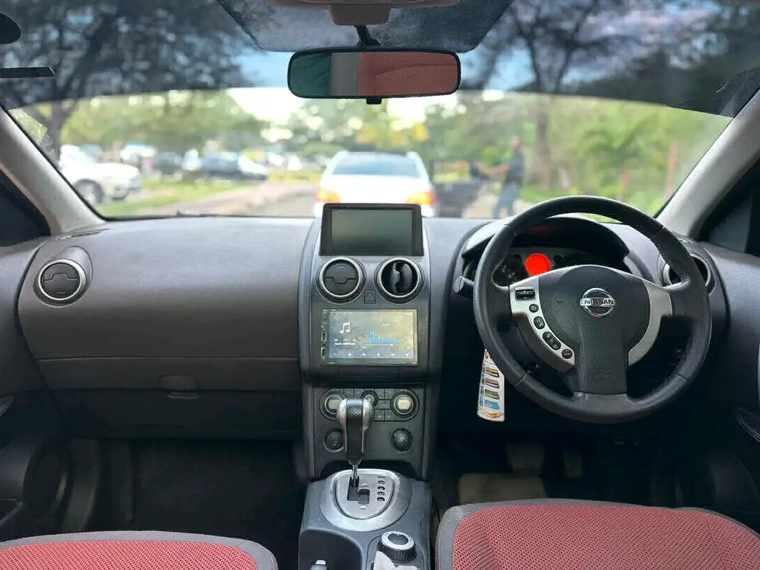 Nissan Dualis 2009 Open Roof thumbnail 9
