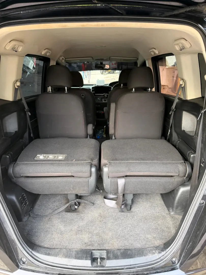 Honda Freed Minivan 2010 Nyeusi thumbnail 8