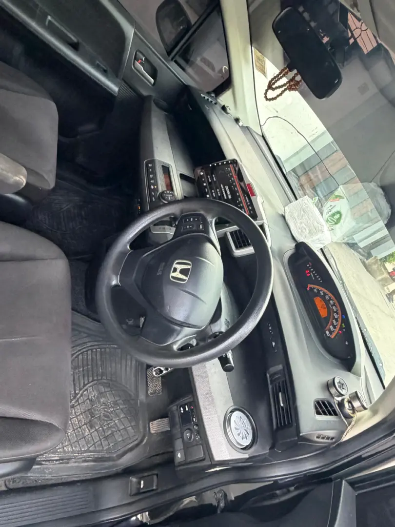 Honda Freed Minivan 2010 Nyeusi thumbnail 9