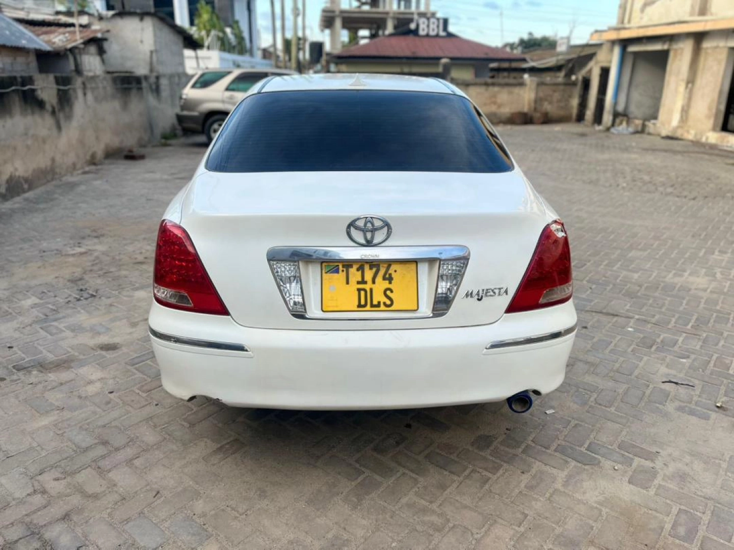 Toyota Crown Majesta 2006 Reg No. DLS