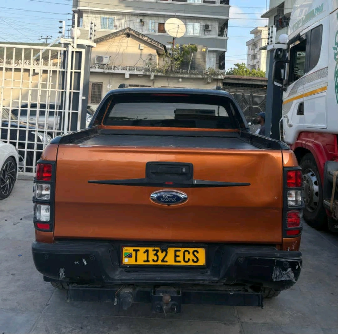 Ford Ranger 2012 Automatic Diesel Pickup thumbnail 5