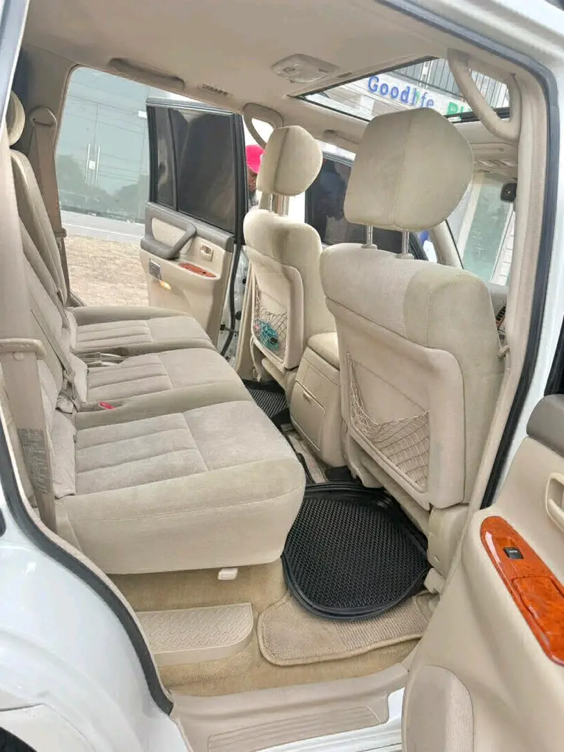 Toyota Land Cruiser VX Amazon 2003 thumbnail 7