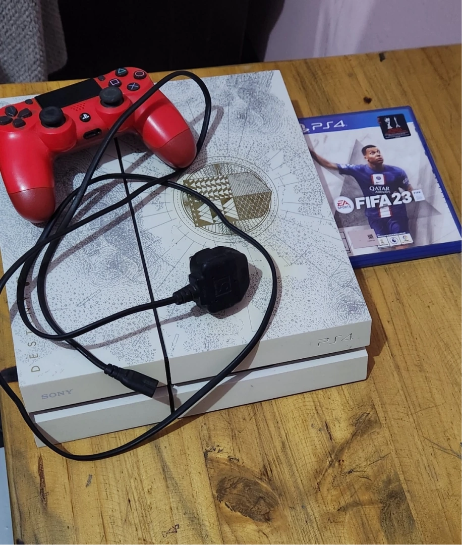 Sony PlayStation 4 (PS4) Fat Console + Controller + FIFA 23 thumbnail 4