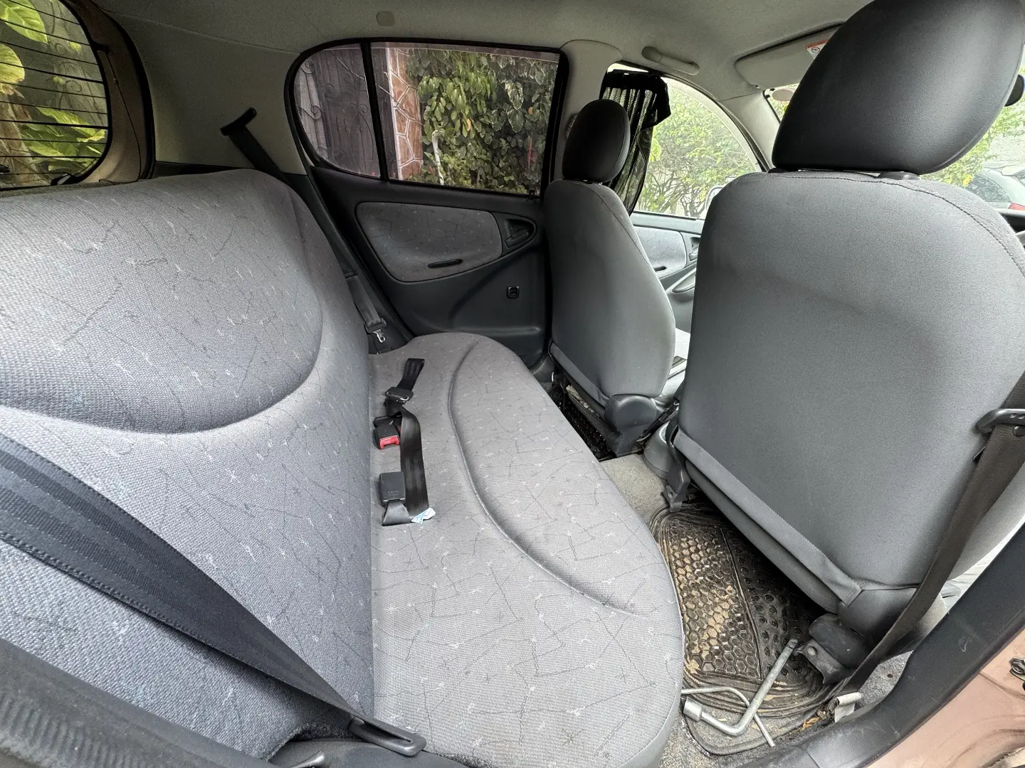 Toyota Vitz - Excellent Condition thumbnail 6