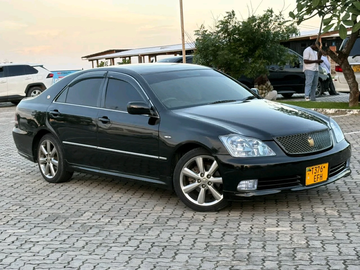 Toyota Crown Athlete 2004 Full Option thumbnail 2