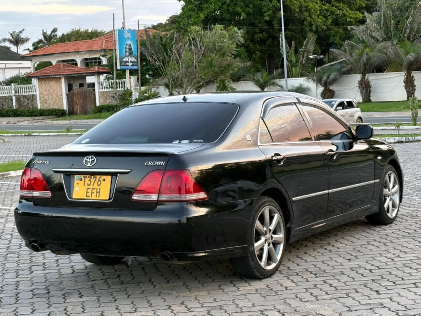Toyota Crown Athlete 2004 Full Option thumbnail 5