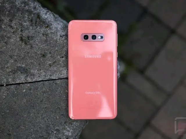 Used Samsung Galaxy S10e (6GB/128GB) with 6-Month Warranty thumbnail 2