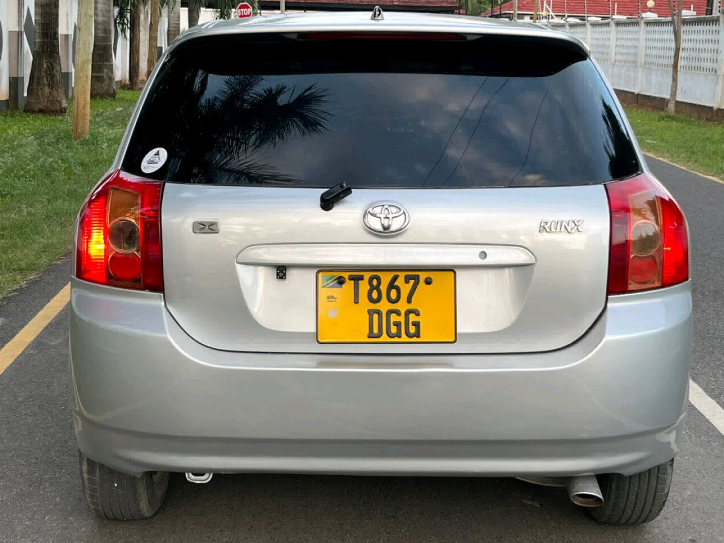 Silver Toyota Runx Car T867 DGG thumbnail 2
