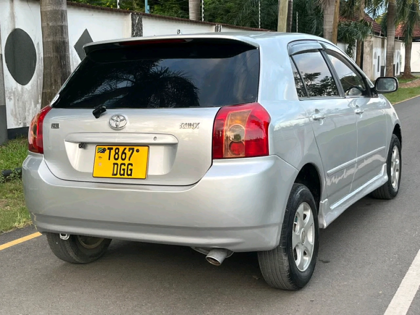 Silver Toyota Runx Car T867 DGG thumbnail 3