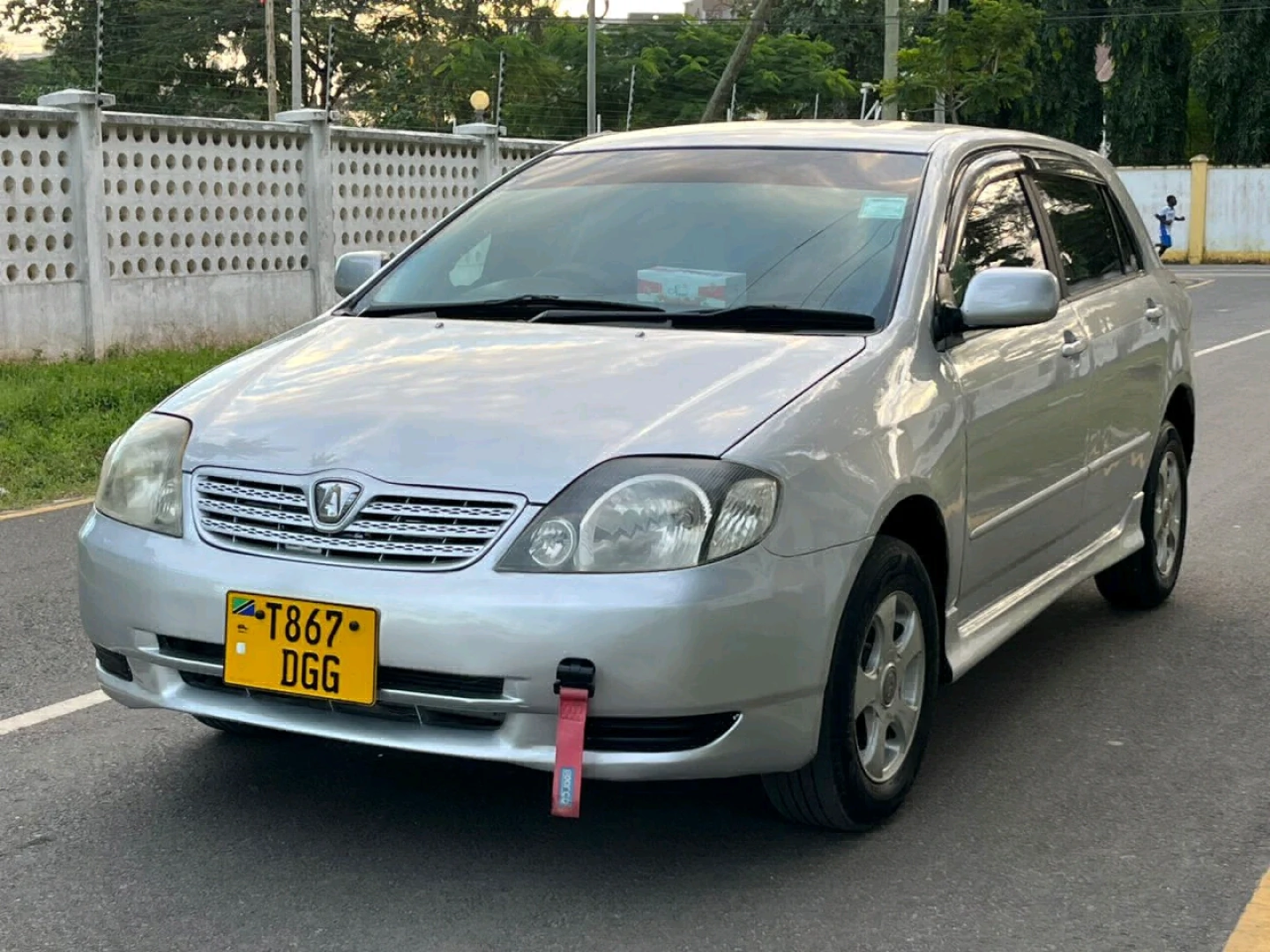 Silver Toyota Runx Car T867 DGG thumbnail 6