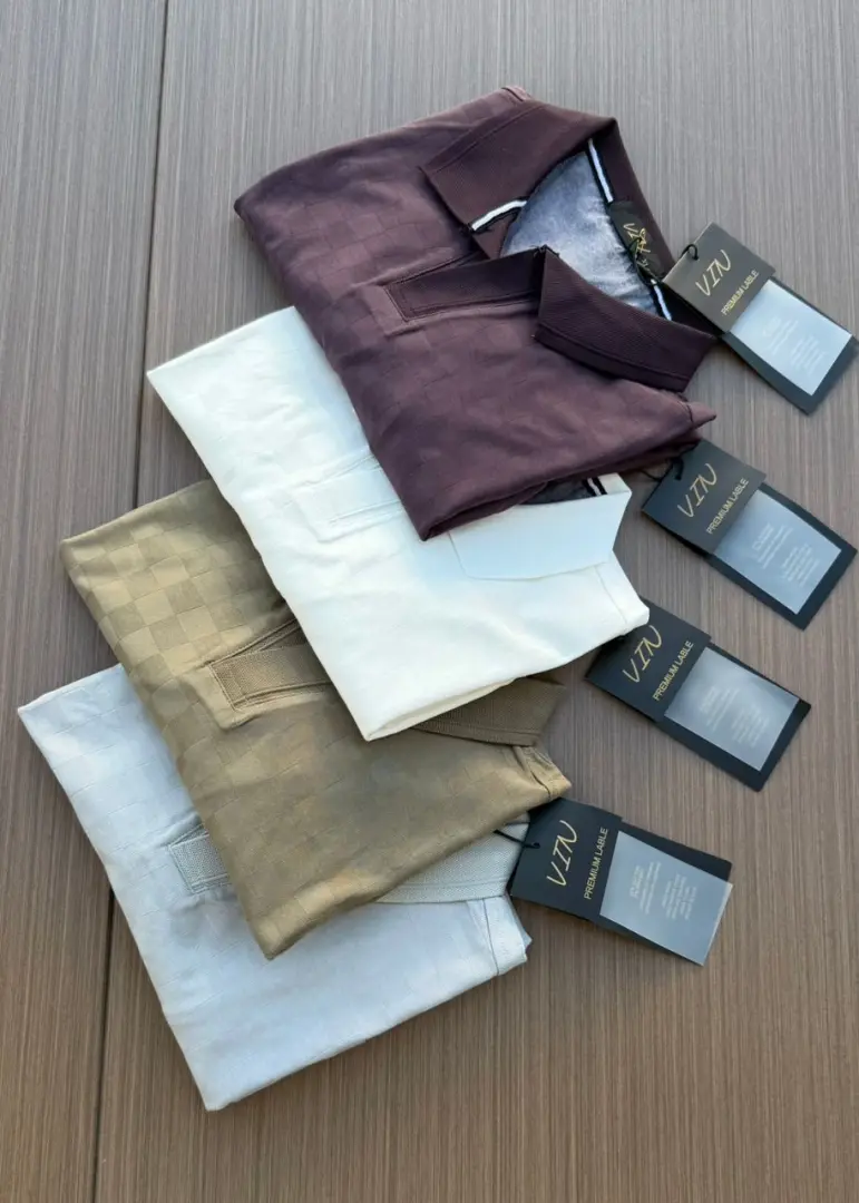 Men's Round Neck T-Shirts & Polos thumbnail 6