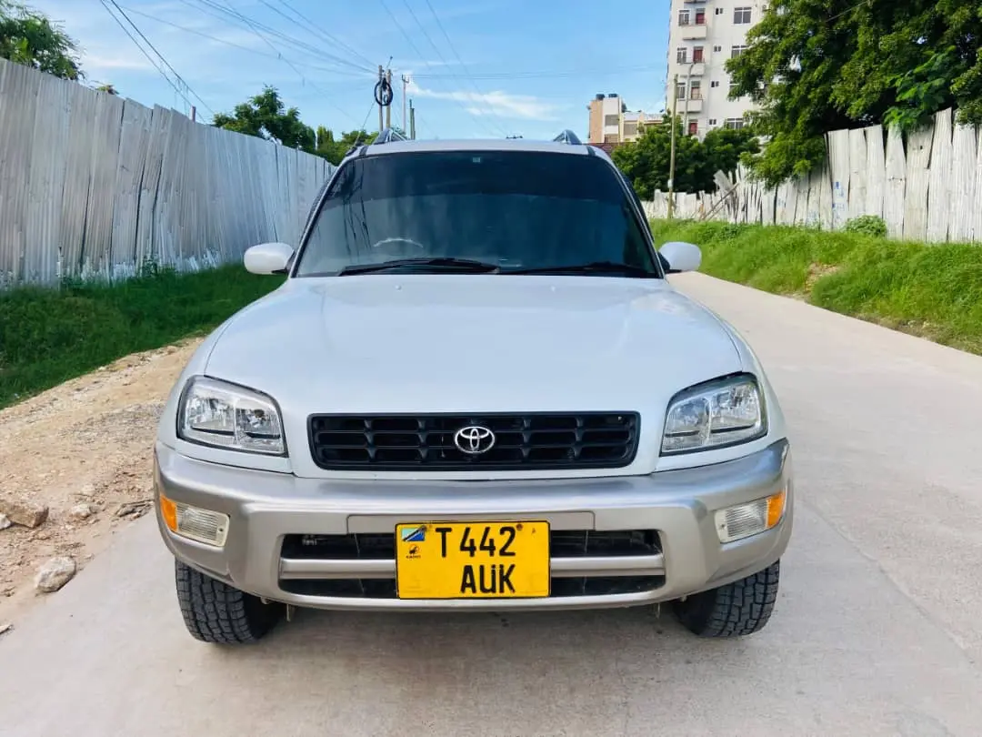Toyota RAV4 (AUK)