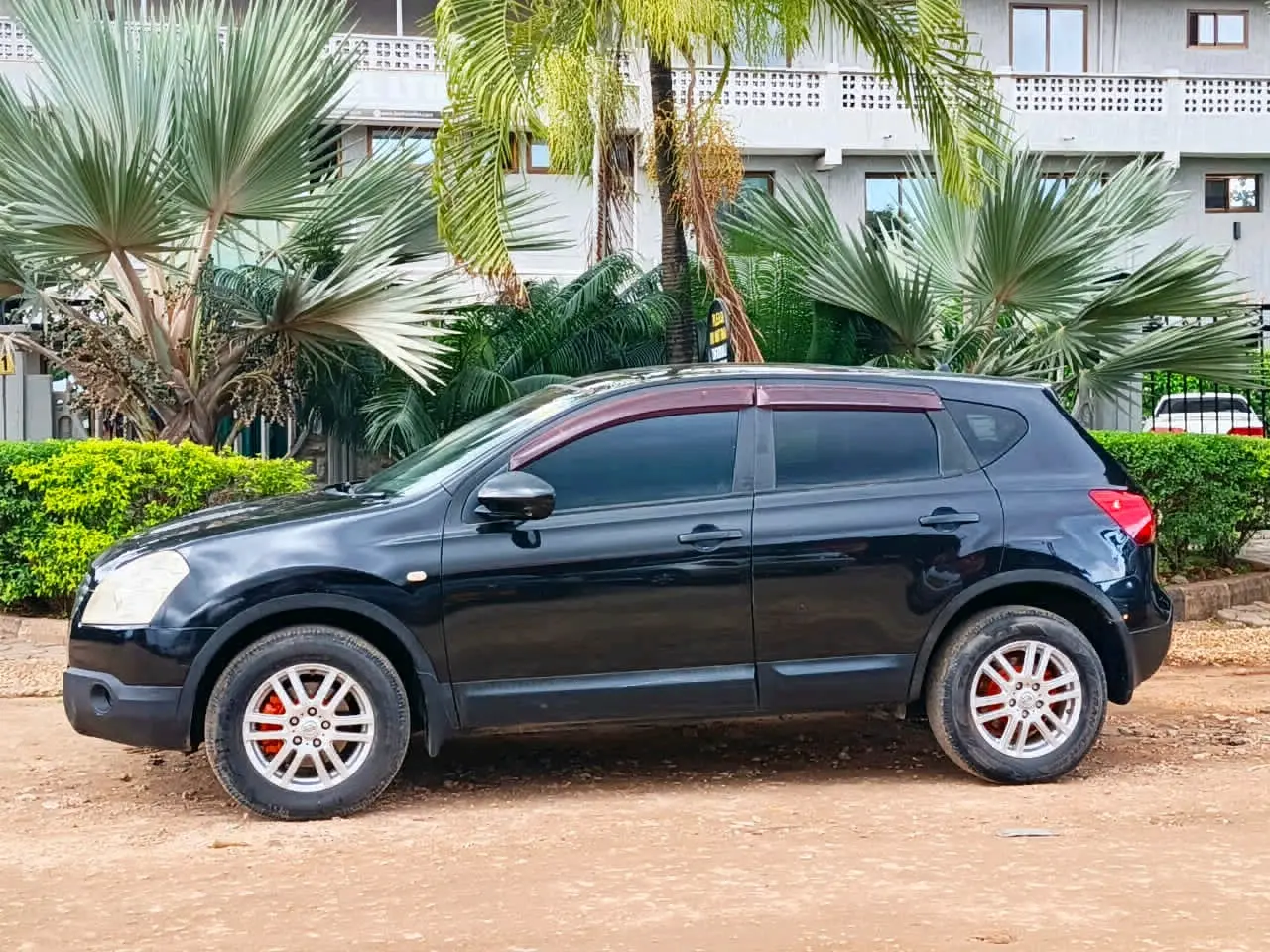 Black 2007 Nissan Dualis (Qashqai) SUV thumbnail 5