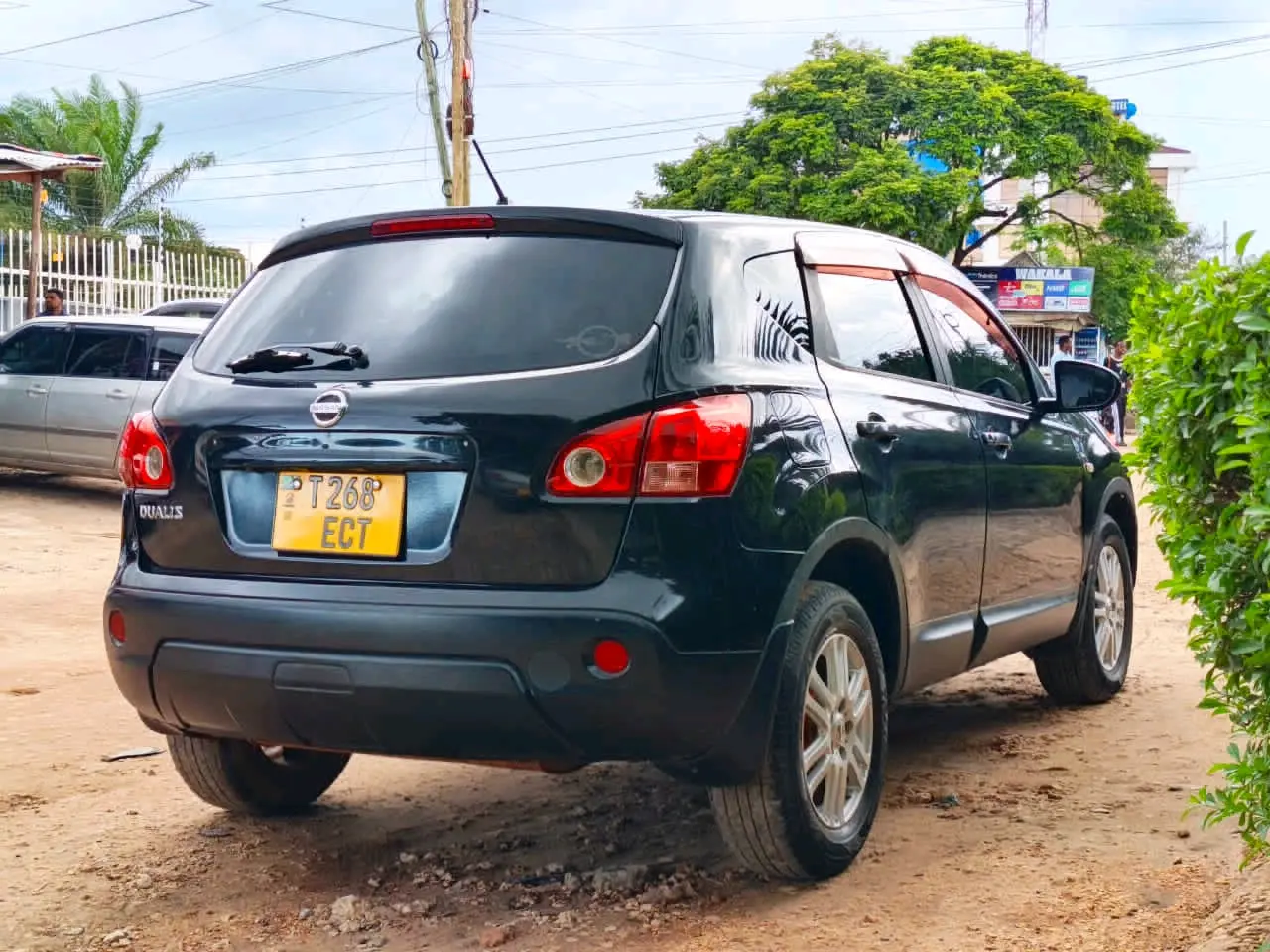 Black 2007 Nissan Dualis (Qashqai) SUV thumbnail 9