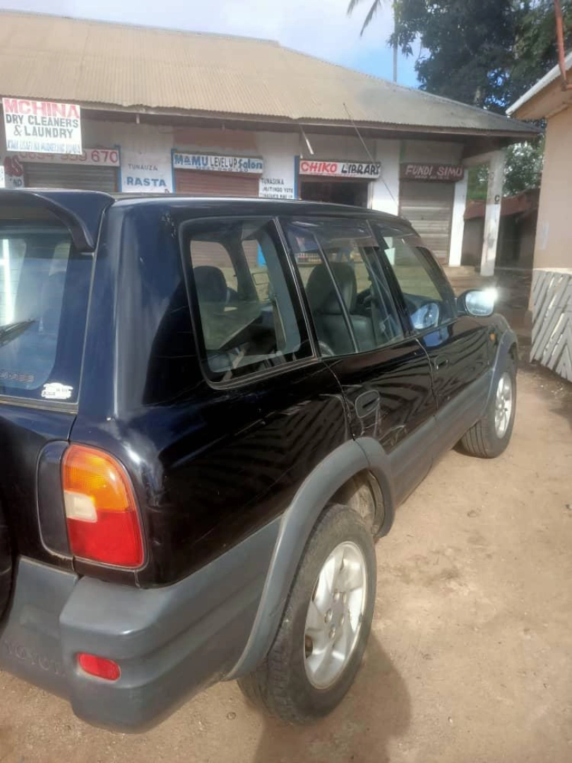 Toyota RAV4 L Old Model DFM (9.5M TZS) thumbnail 2